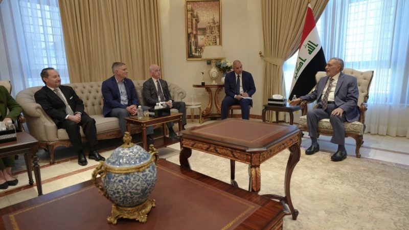 المشهداني يستقبل وفداً أمريكياً ويؤكد أهمية تفعيل اتفاقية الإطار الاستراتيجي