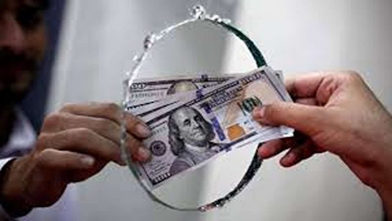 انخفاض مستمر بأسعار الصرف ليسجل 143.500 لكل 100 دولار