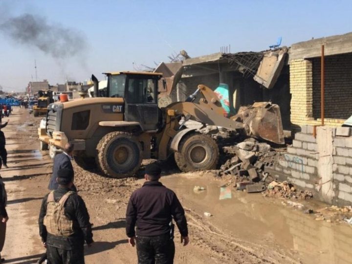 قيادي في التيار الوطني الشيعي: هدم عشوائيات الفقراء في البصرة يشبه جرائم الاحتلال في غزة