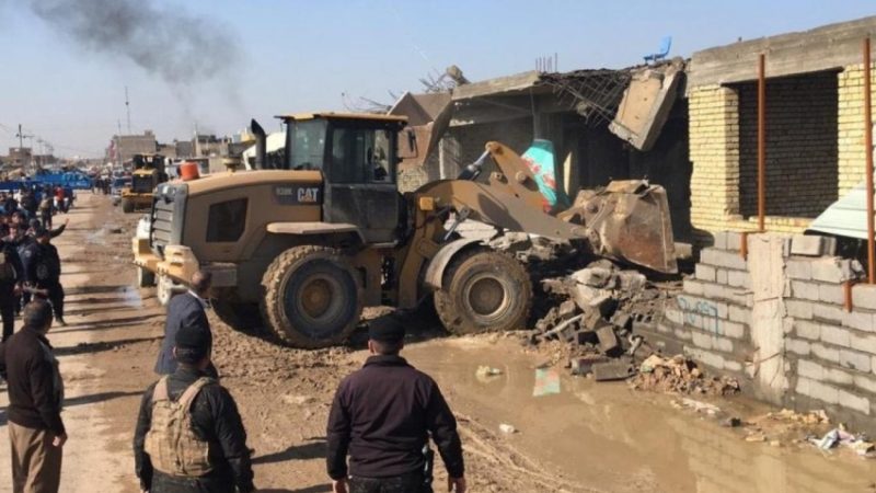 قيادي في التيار الوطني الشيعي: هدم عشوائيات الفقراء في البصرة يشبه جرائم الاحتلال في غزة