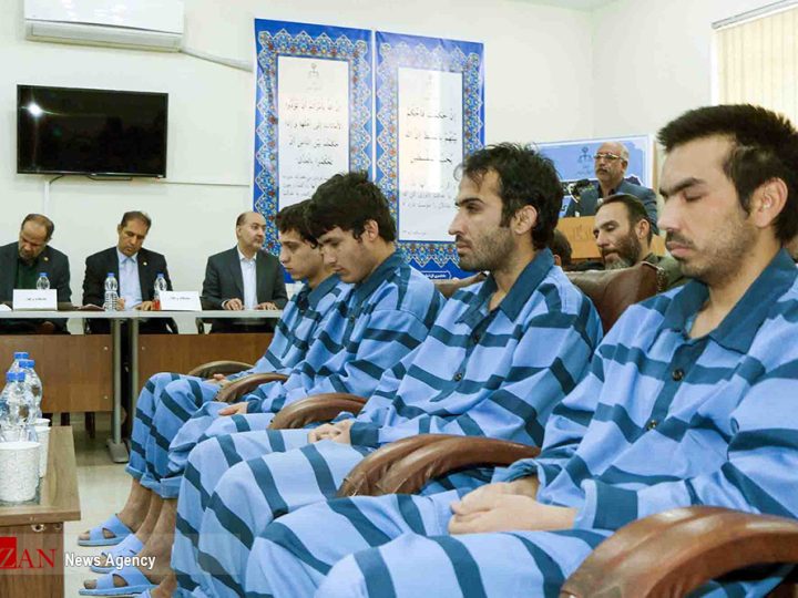إيران تحكم بالإعدام على 3 عناصر من داعش بتهمة تفجير مرقد ديني