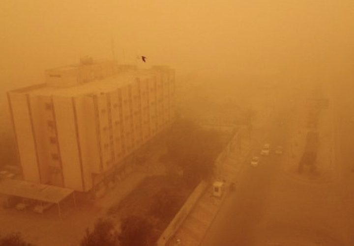 عاصفة عنيفة تضرب أربيل: انهيار كنيسة وحرائق واسعة وإصابات