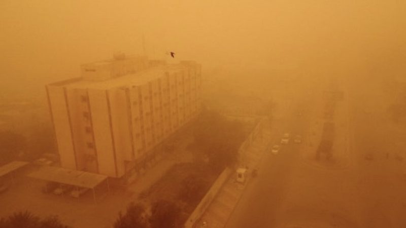 عاصفة عنيفة تضرب أربيل: انهيار كنيسة وحرائق واسعة وإصابات