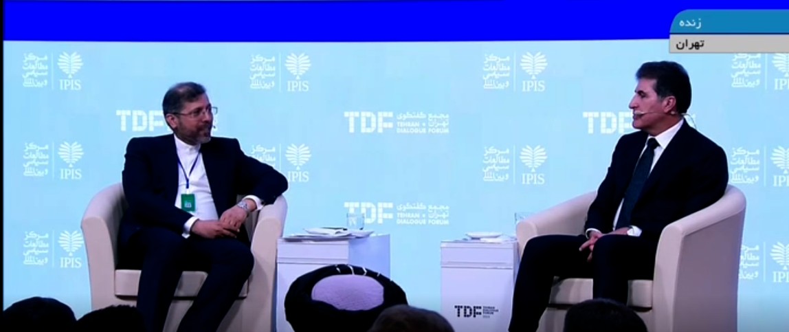 بارزاني: العراق يمتلك فرصاً كبيرة لدور إقليمي.. ونطالب بحل دستوري لمسألة الفيدرالية