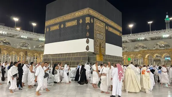السعودية تحذّر: غرامة 20 ألف ريال لمن يؤدي الحج دون تصريح