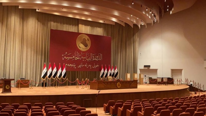 المعموري: البرلمان مشلول تشريعيا.. وغياب النواب “خيانة دستورية”