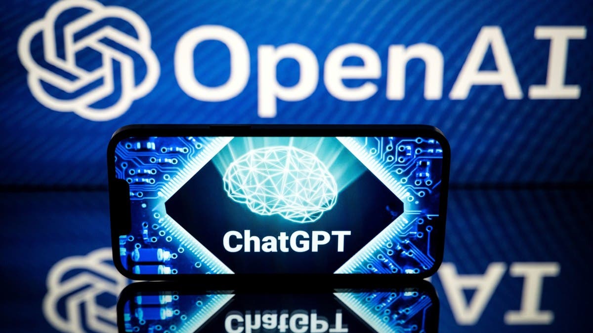 شراكة استراتيجية بين OpenAI وLoveFrom لتطوير أجهزة ذكية مبتكرة