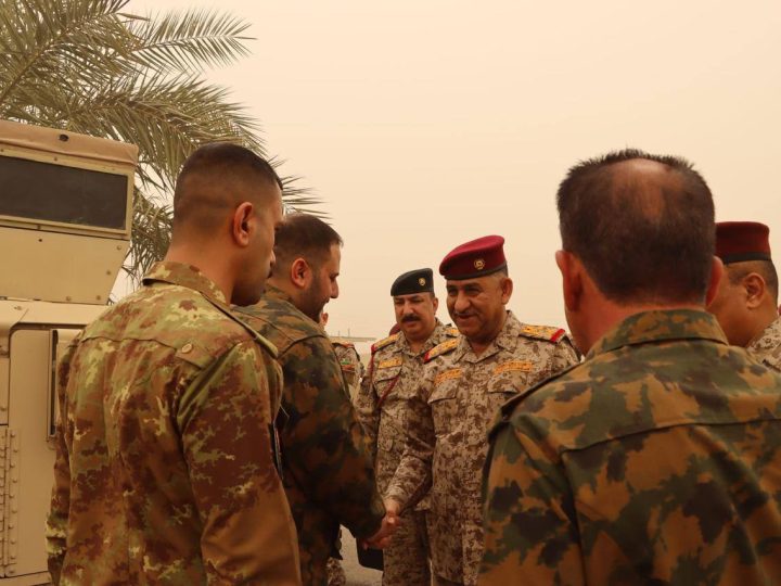 نائب قائد العمليات المشتركة يتفقد الطارمية ويشيد بالقطعات الأمنية: جهودكم أسهمت في استقرار المنطقة
