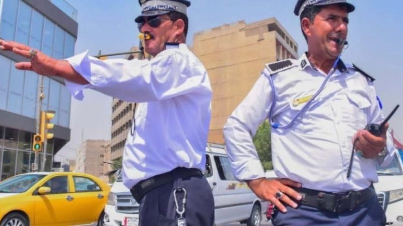 الداخلية توقف استخدام أجهزة الليزر لتنظيم المرور بعد تحذيرات من أضرارها البصرية
