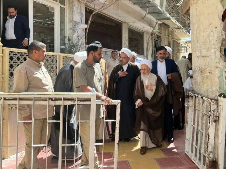 مرجع إيراني يلتقي بالمرجع السيد السيستاني في النجف