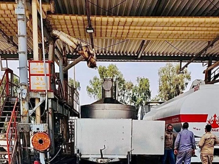 بعد توقفها لـ 20 عاماً.. اعادة تشغيل أذرع تحميل منتوج زيت الغاز في نينوى