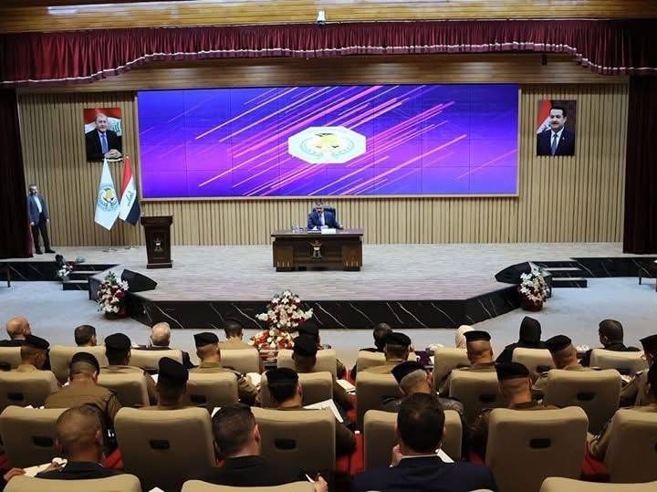 وزير الداخلية يمنح ذوي الشهداء أولوية القبول في الدورات الأمنية المقبلة