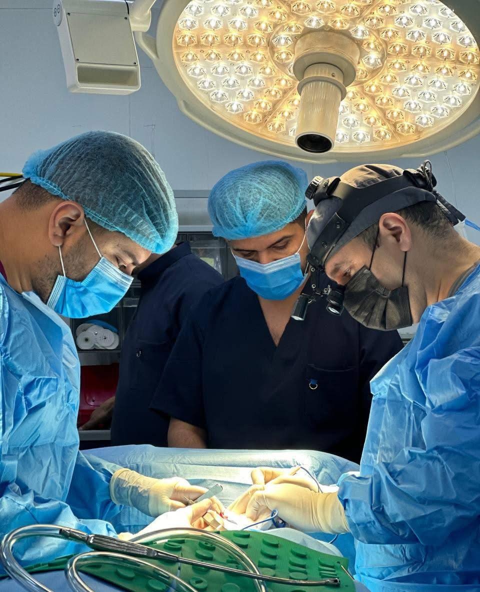 مستشفى الناصرية للقلب: إنجاز طبي نادر في إجراء عملية جراحية دقيقة لطفلة بعمر 11 سنة