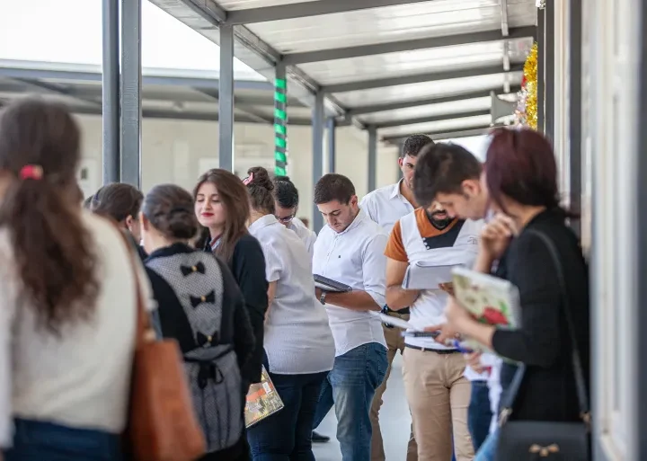 العراق يطلق مبادرات جديدة للابتعاث الجامعي وتعزيز الشراكات الدولية