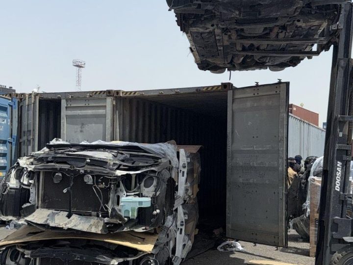 المنافذ: ضبط 30 عجلة معدة للتهريب في ميناء أم قصر الشمالي