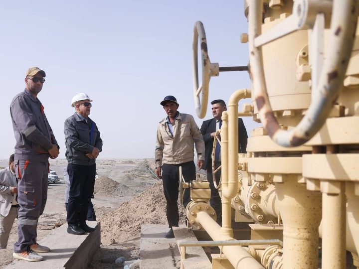 النفط: رفع إنتاج حقلي الناصرية وصبّة إلى 100 ألف برميل يوميًا