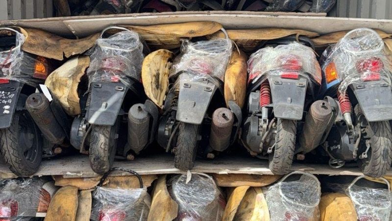 إحباط محاولة تهريب دراجات نارية في ميناء أم قصر الشمالي