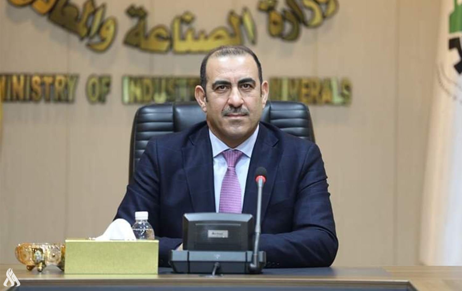 نائب سابق يكشف عن شبهات فساد في مشروع لإنتاج الأسمدة ويطالب بالتحقيق