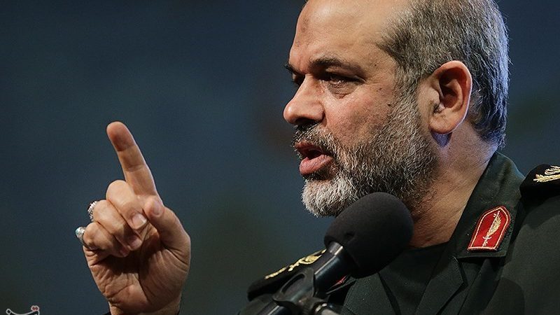 مستشار قائد الحرس الثوري: إيران مستعدة لحرب طويلة وشاملة… وسنكشف قريباً عن ابتكاراتنا العسكرية الجديدة