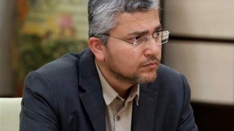 البرلمان الإيراني يلوّح بالخروج من معاهدة الحد من الانتشار النووي (NPT)