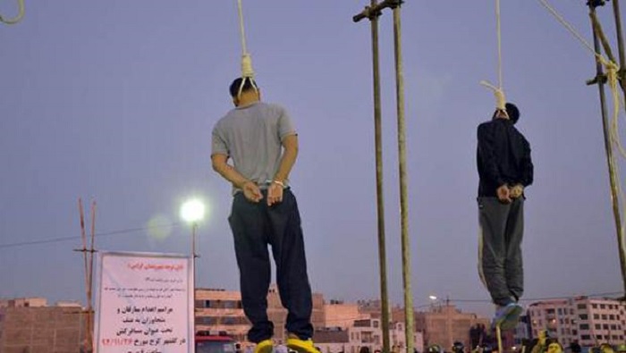 إيران تُعدم 3 جواسيس متهمين بالعمل لصالح الموساد في أورمية