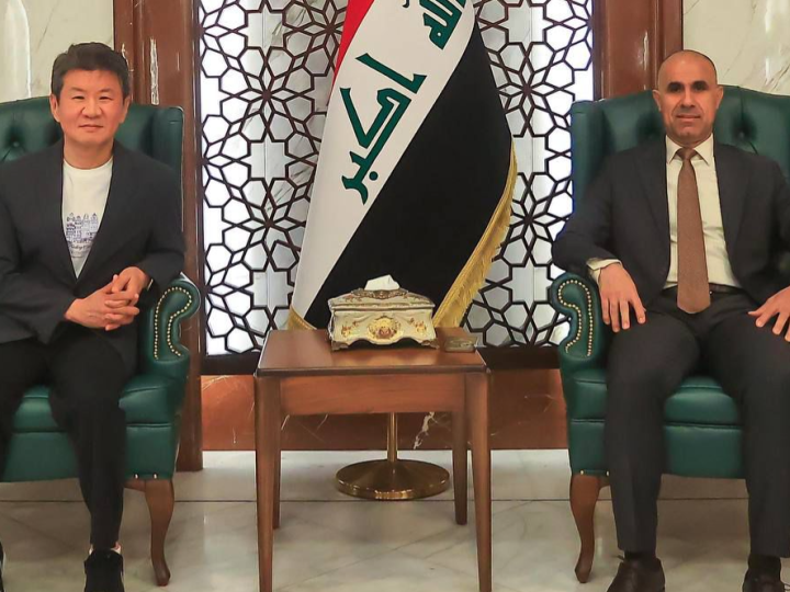 رئيس الاتحاد الكوري الجنوبي يصل البصرة لحضور قمة التصفيات أمام العراق
