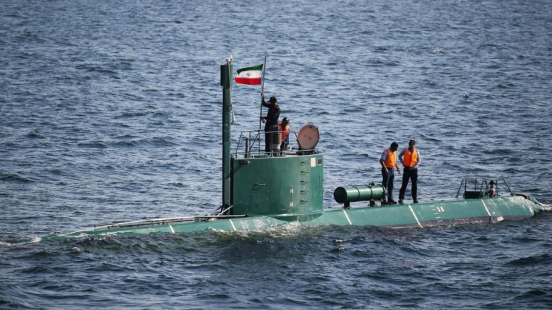 إيران تطلق صواريخ من غواصات باتجاه إسرائيل لأول مرة وسط تصاعد خطير في التوترات