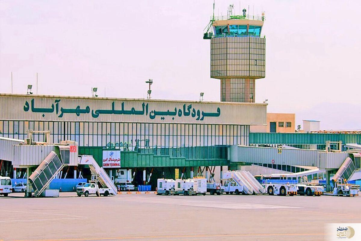 تقارير أولية: انفجارات تهز محيط مطار مهرآباد بطهران