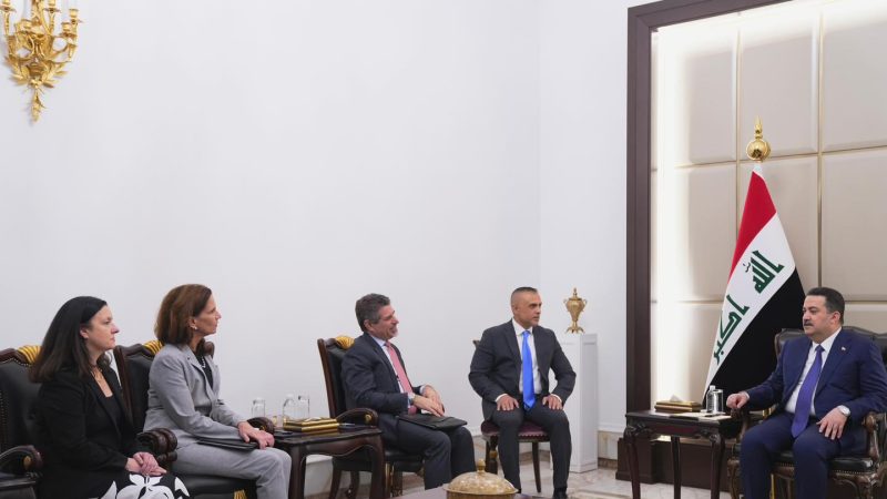 القائم بالأعمال الأميركي يشيد بالتنمية في العراق ويدعم تعزيز الشراكة