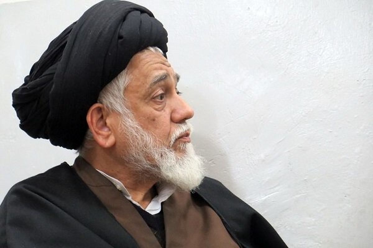 السيد الحائري يحذّر: المساس بخامنئي إعلان حرب على الأمة