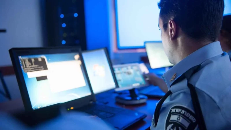 إسرائيل تعتقل شخصا في حيفا بتهمة العمالة لإيران