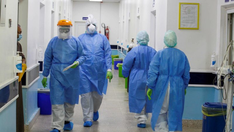 نقابة التمريض تطالب بإيقاف استقدام الممرضين الأجانب وإدراج الخريجين ضمن “المجموعة الطبية”