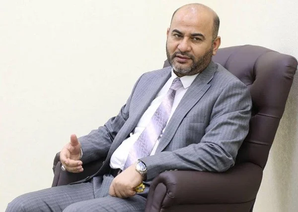 نائب عن البصرة يكشف عن هدر مالي بقيمة 4 تريليونات دينار في المحافظة