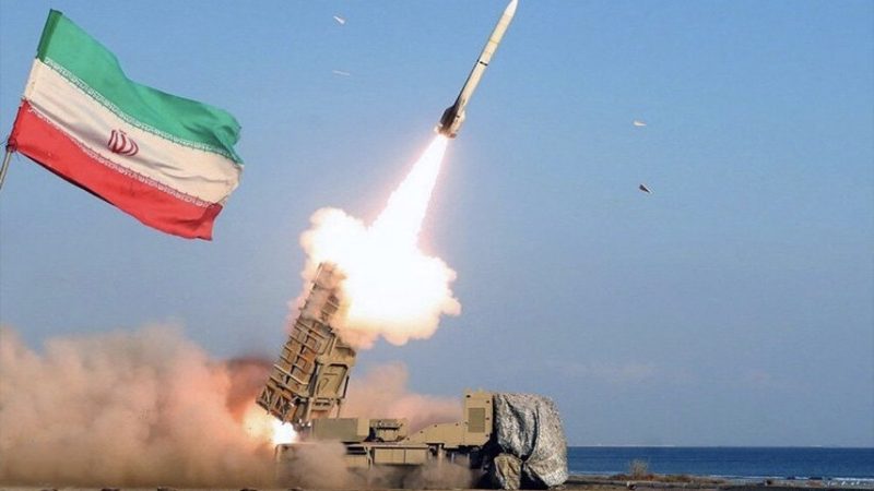 إيران ترفض التفاوض تحت القصف وتبلغ الوسطاء القطريين والعمانيين بموقفها