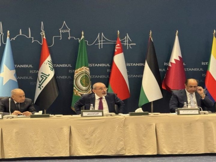 الجامعة العربية تدين العدوان الإسرائيلي على إيران وتدعو لخفض التوتر
