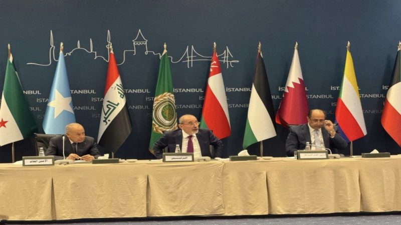 الجامعة العربية تدين العدوان الإسرائيلي على إيران وتدعو لخفض التوتر