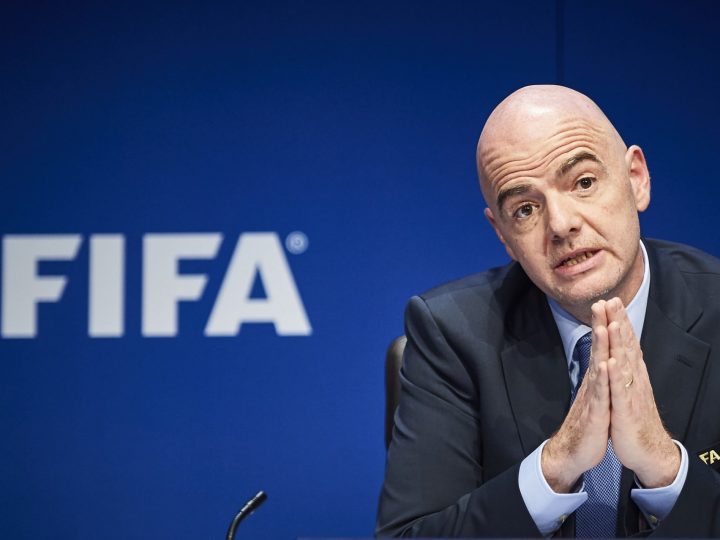 الاتحاد الفرنسي: رئيس الـ”فيفا” يعيش في برج عاجي ولا يكترث لـ”مجزرة” تحصل أمامه