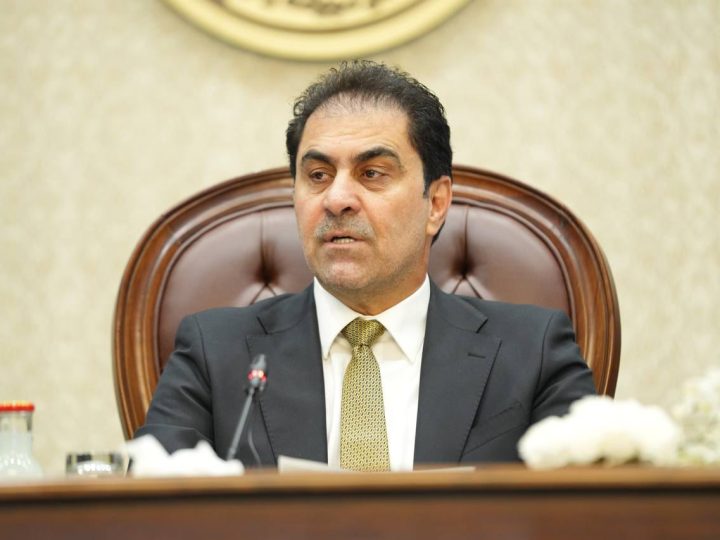 المندلاوي يؤكد تضامن العراق مع إيران ورفض كل محاولات العبث بأمنها واستقرارها