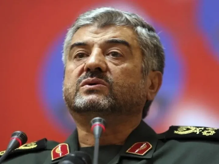 قائد بالحرس الثوري يستبعد أن تشن إسرائيل هجوماً جديداً على إيران