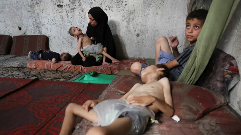 100 ألف طفل في غزة يواجهون خطر الموت