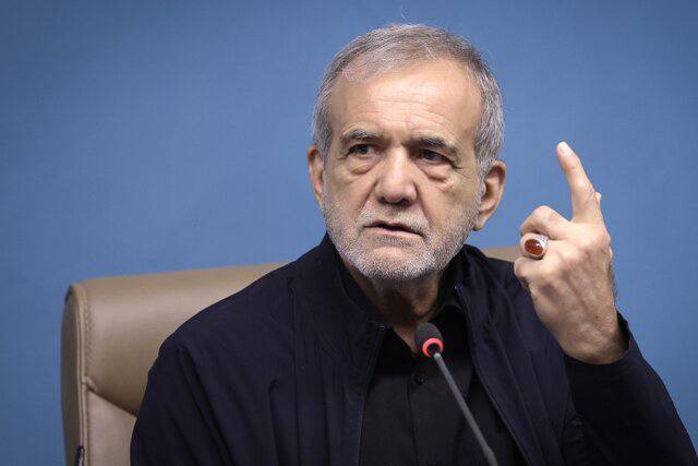 الرئيس الإيراني: مستعدون للحوار حتى مع المعارضة