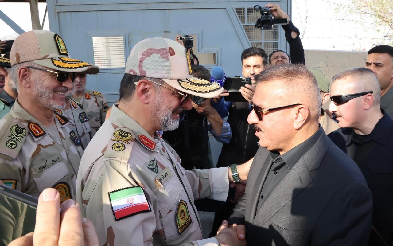 وزير الداخلية العراقي يتفقّد منفذ زرباطية ويؤكد على التنسيق مع إيران لتسهيل دخول الزائرين