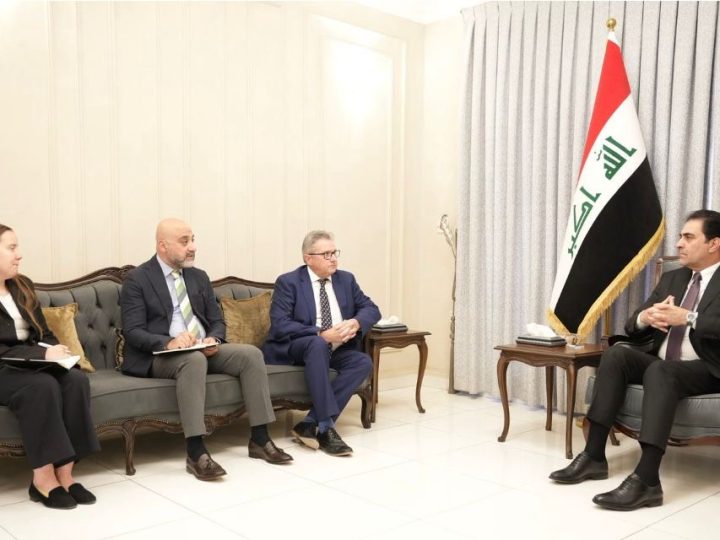 رئاسة البرلمان لمسؤول بريطاني : على المجتمع الدولي تحمل مسؤولياته تجاه العدوان على غزة