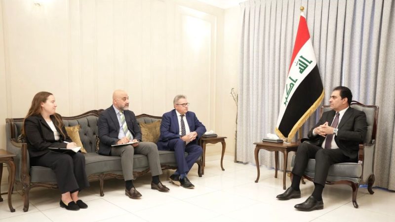 رئاسة البرلمان لمسؤول بريطاني : على المجتمع الدولي تحمل مسؤولياته تجاه العدوان على غزة