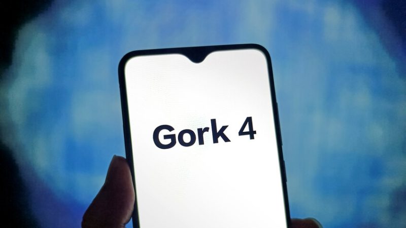 ماسك يشعل سباقا في مجال الذكاء الاصطناعي بإطلاق “Grok 4”