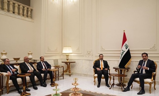 المندلاوي يؤكد أهمية تطوير واقع بغداد خدمياً وإعطاء الأولوية لمناطق الكثافة السكانية