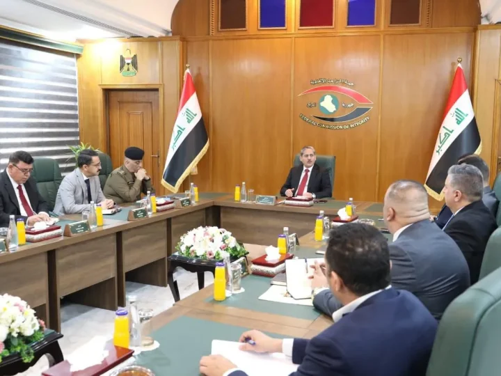النزاهة تشدد على مراقبة تمويل الأحزاب والكيانات السياسية وتؤكد : لا مكان للفاسدين في السباق الانتخابي