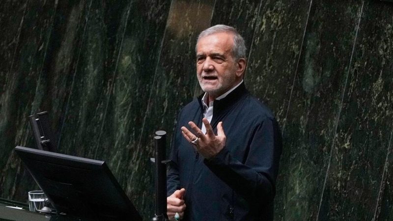 الرئيس الإيراني: لولا قدراتنا الصاروخية لأصبح وضعنا مثل غزة