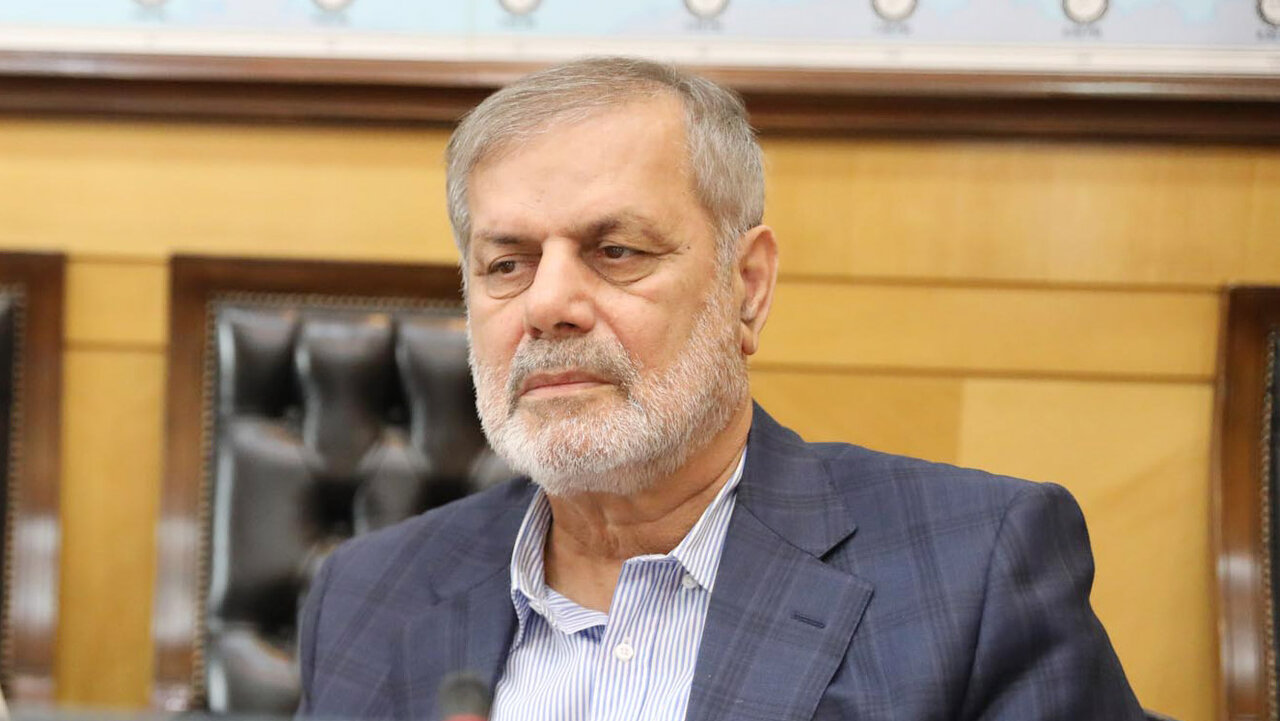 نائب إيراني: أوروبا في مرمى صواريخنا وإمكانية استهداف أمريكا من البحر