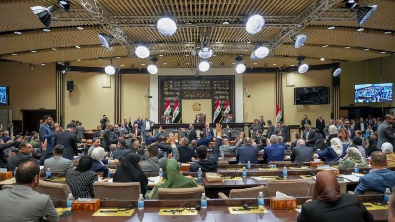 التصويت على مدونة الأحكام الشرعية للأحوال الشخصية على وفق المذهب الجعفري ويرفع جلسته